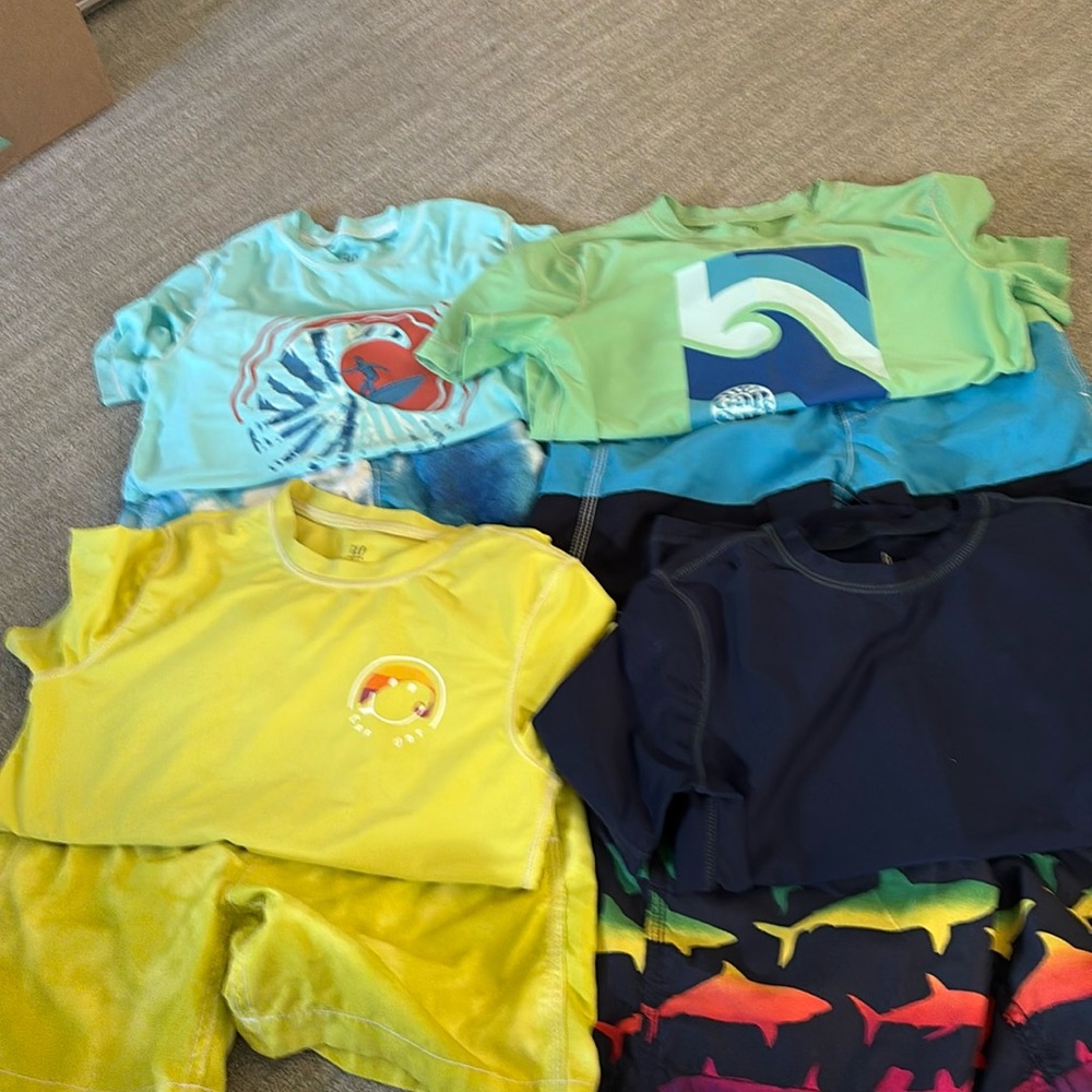 GAP bathing suite bundle 8 pieces